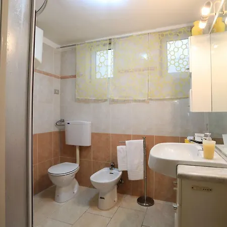 The Alcove - Centro Appartement Bari
